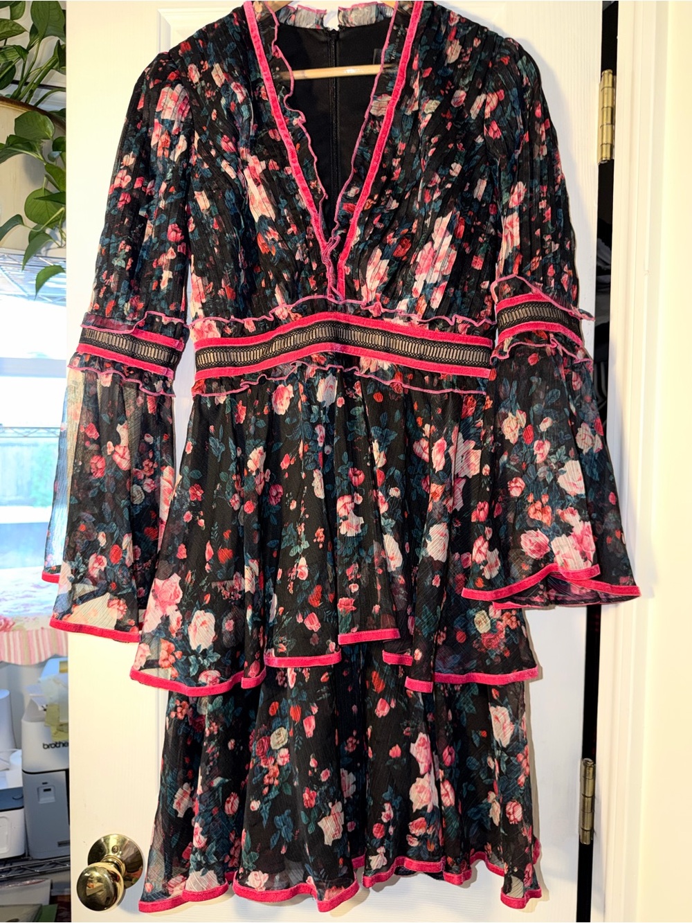 Tadashi Shoji Dress 4 Black Floral Velvet Trim Tiered Bell Sleeve Romantic